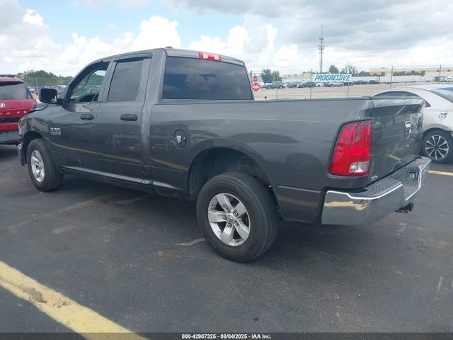 42907325 :رقم المزاد ، 1C6RR6FG5JS266342 vin ، 2018 Ram 1500 Tradesman  4x2 6'4 Box مزاد بيع