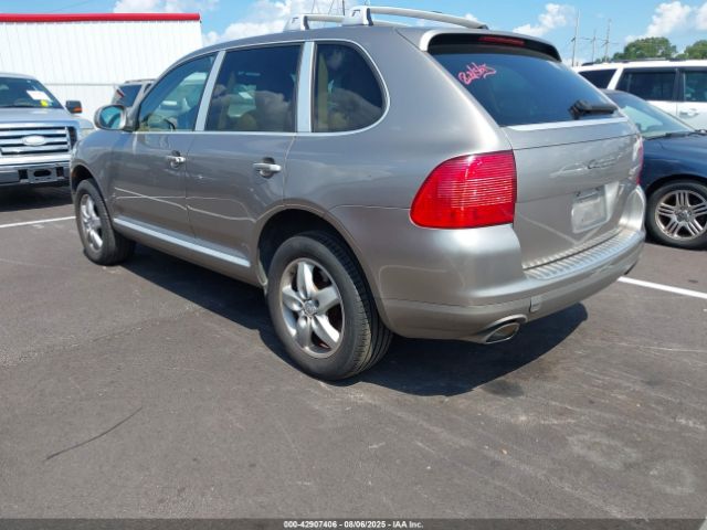 2005 PORSCHE CAYENNE WP1AA29P15LA25118 Photo 2