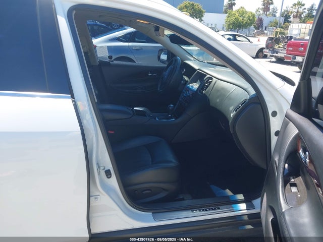 JN1BJ0RP4HM380702 Infiniti QX50
