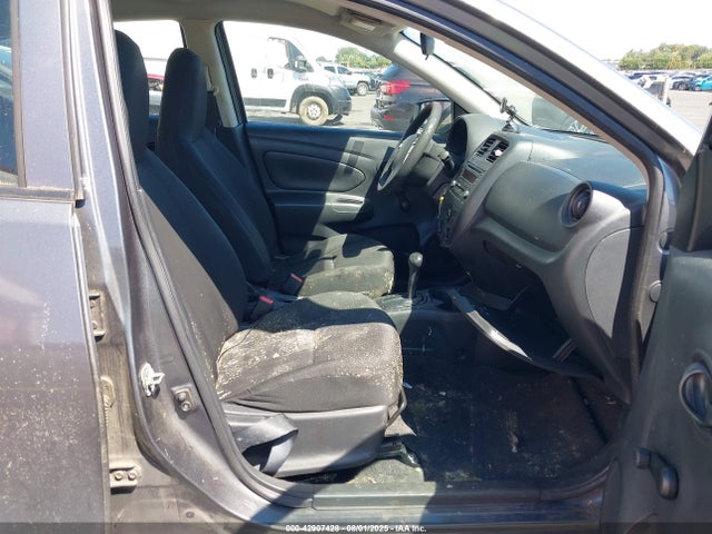 Nissan 2016 2016 3N1CN7AP4GL863063 Image 5