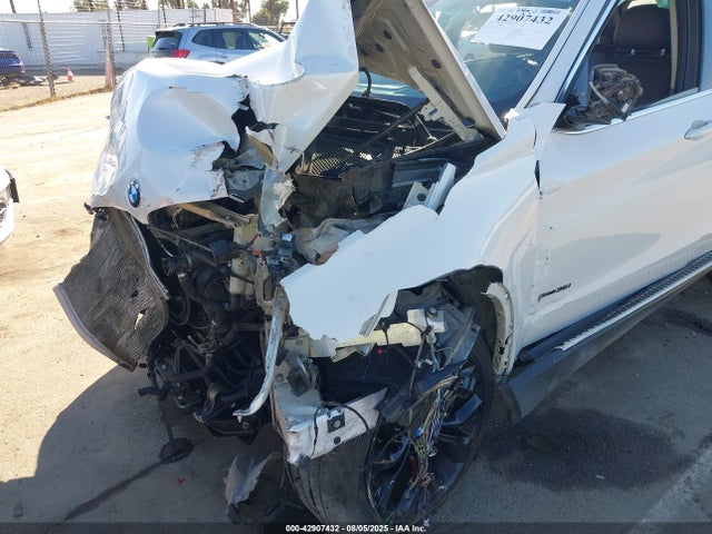 5UXKR0C59G0P29032 BMW 2016