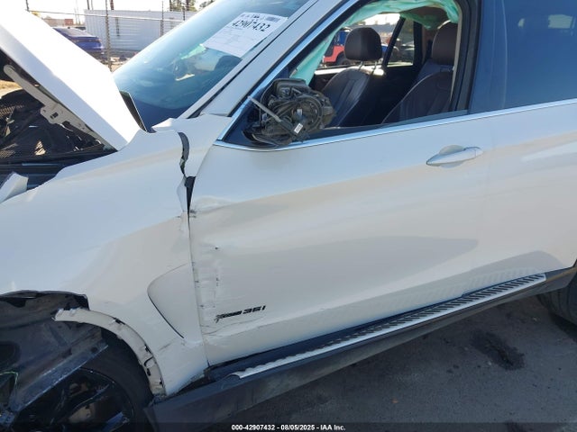 5UXKR0C59G0P29032 BMW 2016