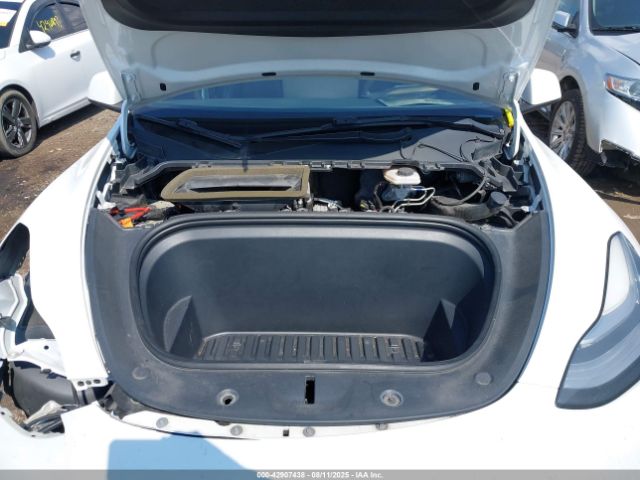 2021 TESLA MODEL Y 5YJYGAEE6MF192136 Photo 9