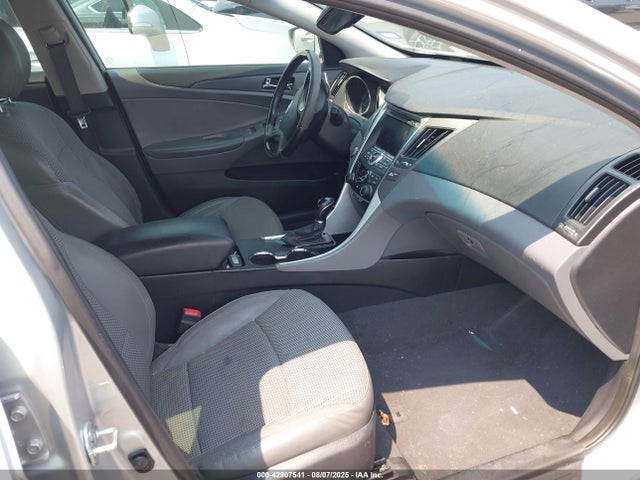 42907541 :رقم المزاد ، 5NPEC4AB9CH397896 vin ، 2012 Hyundai Sonata Se 2.0t مزاد بيع