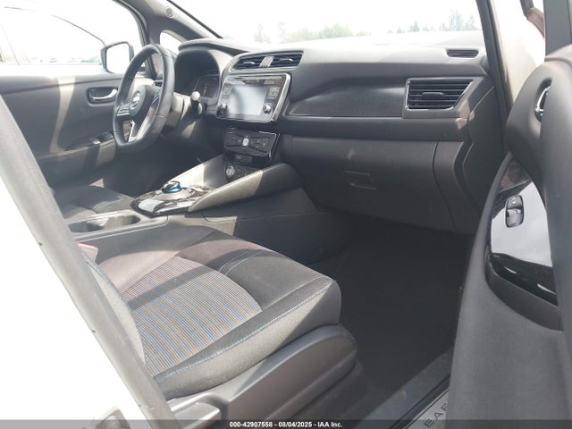 1N4AZ1CP8JC304319 Nissan 2018