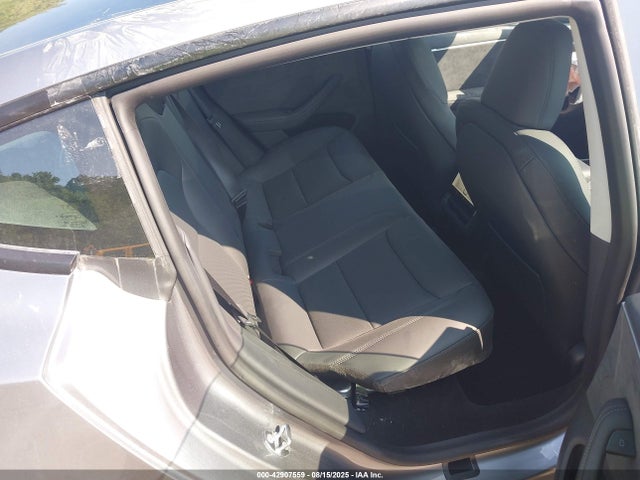 2025 TESLA MODEL 3 5YJ3E1EB5SF927336 Photo 7