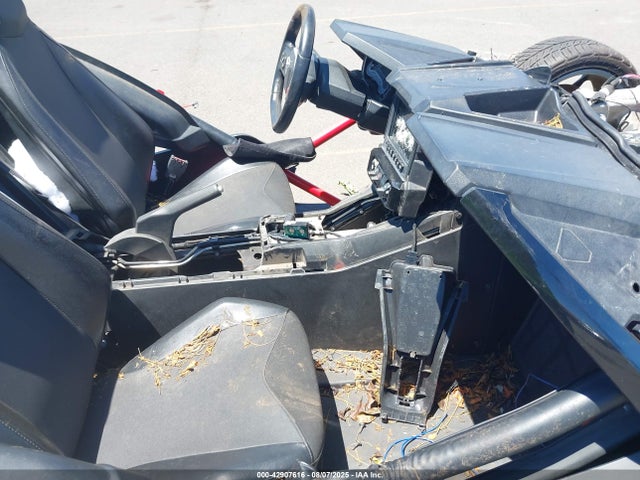 Polaris Slingshot 2020 57XAARHB7L8138269 Image 5