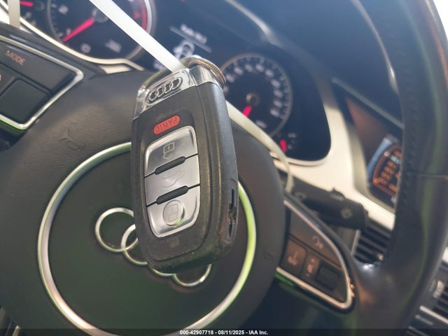 2016 AUDI A4 WAUBFAFL6GN004756 Photo 10