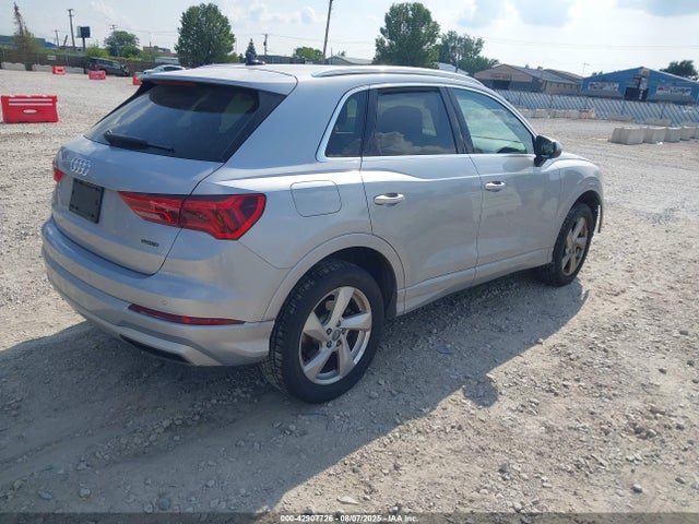 2020 AUDI Q3 WA1AECF32L1004634 Photo 3