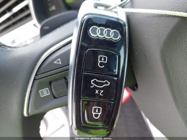 2023 AUDI Q8 WA1AVBF11PD025083 Photo 10
