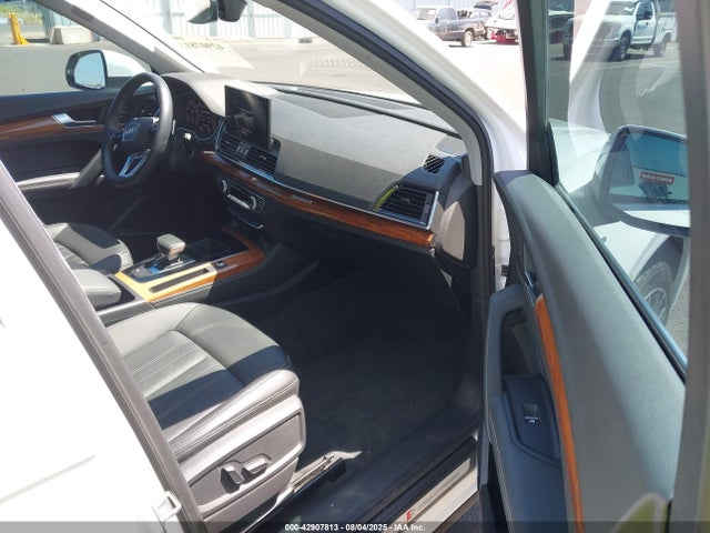 2022 AUDI Q5 WA1EAAFY7N2105646 Photo 4
