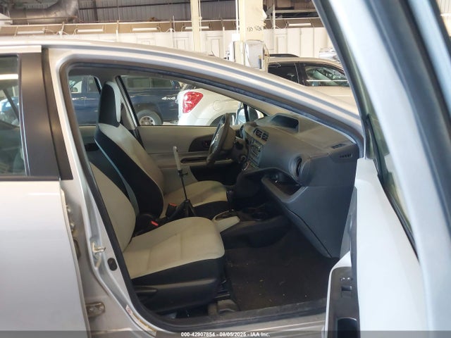 JTDKDTB36E1566087 Toyota 1nz-fxe+1lm