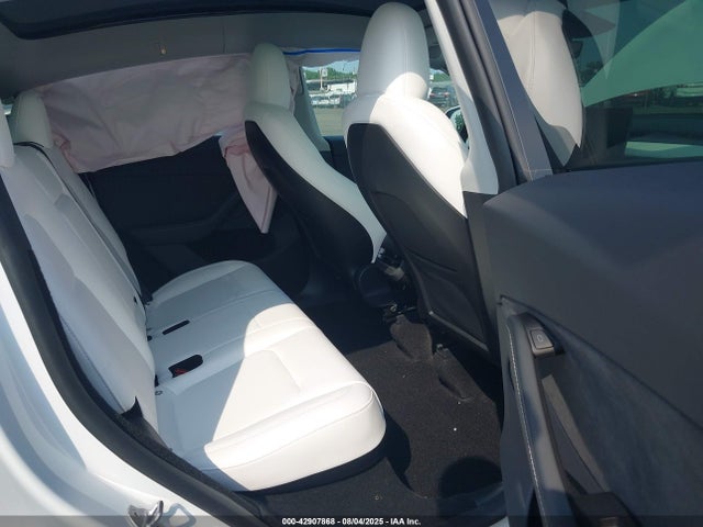 2024 TESLA MODEL Y 7SAYGDEE8RA275446 Photo 7