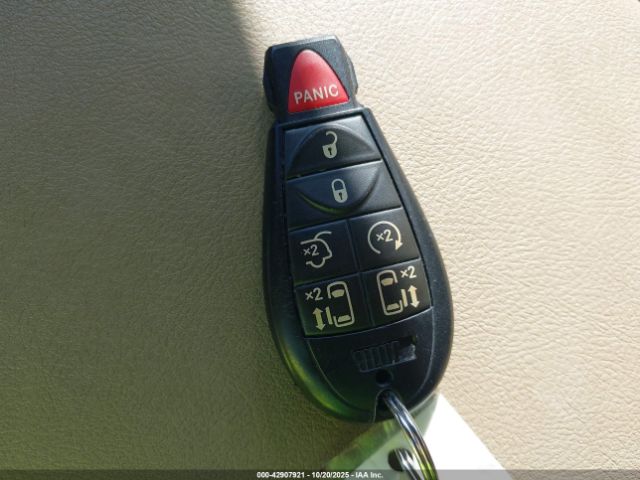 2015 CHRYSLER TOWN & COUNTRY 2C4RC1GG2FR639101 Photo 10