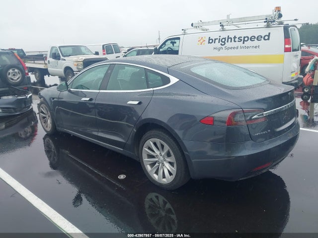 5YJSA1E22HF232022 Tesla MODEL S