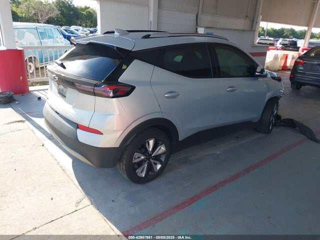 1G1FY6S04P4117627 Chevrolet 2023