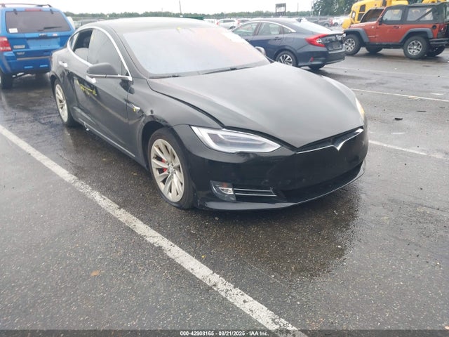 2019 TESLA MODEL S 5YJSA1E47KF305815 Photo 0