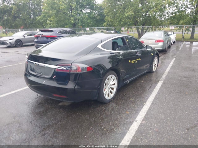 2019 TESLA MODEL S 5YJSA1E47KF305815 Photo 3