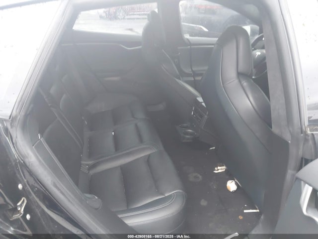 2019 TESLA MODEL S 5YJSA1E47KF305815 Photo 7