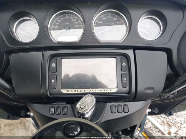 2016 HARLEY-DAVIDSON FLHTCUTG 1HD1MAL19GB859894 Photo 6