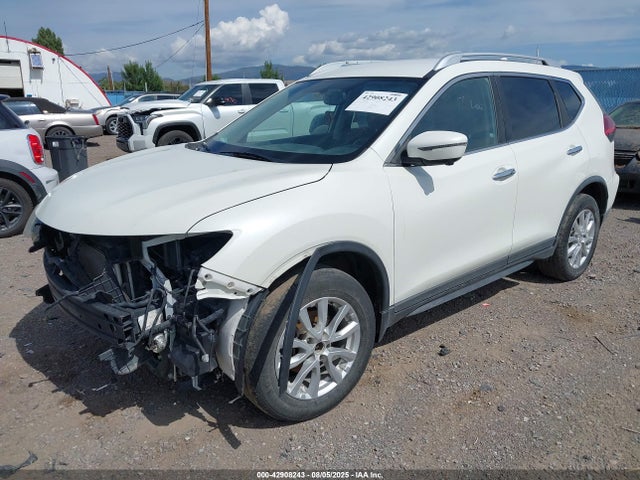 Nissan Rogue 2017 KNMAT2MV4HP521934 Image 2
