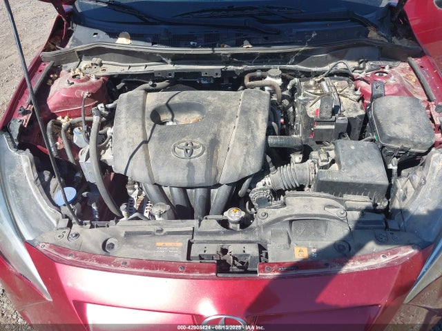 3MYDLBZV2GY104137 Scion p5v