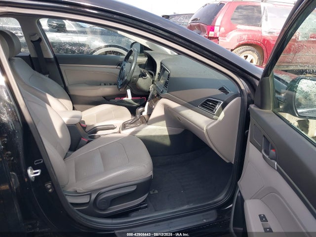 KMHD84LF5HU066853 Hyundai Elantra