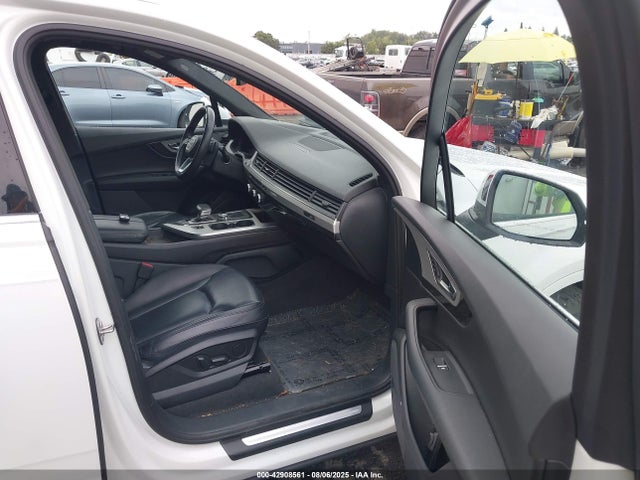 2019 AUDI Q7 WA1LHAF72KD025410 Photo 4