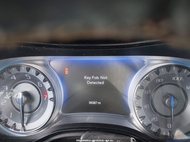 Chrysler 300 2015 2C3CCAGG2FH883086 Image 7