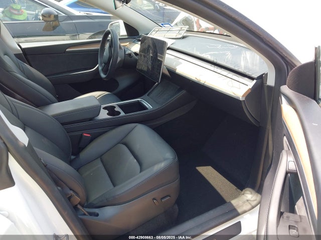 2024 TESLA MODEL Y 7SAYGDEE5RA275985 Photo 4