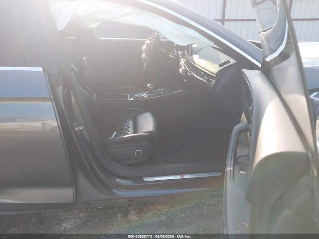 2018 AUDI S5 WAUB4CF50JA125946 Photo 4