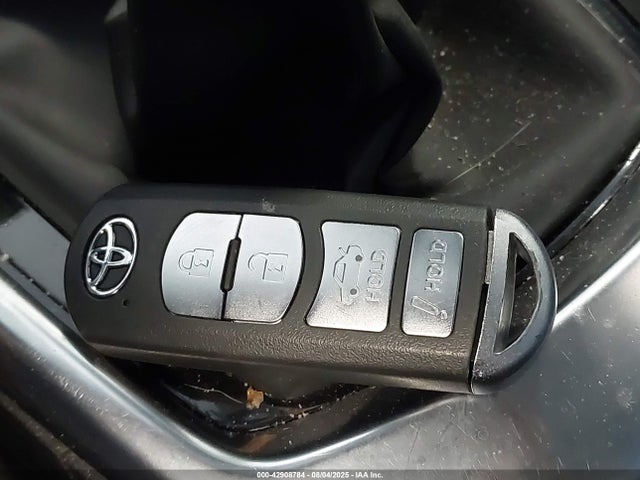 3MYDLBYV2KY517878 Toyota p5v