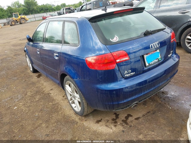 2011 AUDI A3 WAUKJBFM9BA149447 Photo 2