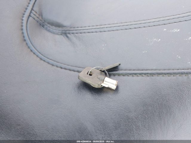 2011 HARLEY-DAVIDSON FLSTC 1HD1BW511BB025532 Photo 10