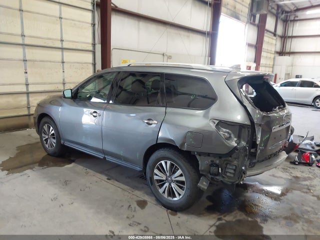 Nissan 2019 2019 5N1DR2MM1KC588441 Image 3