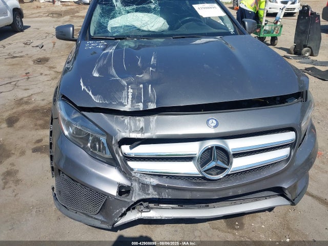 WDCTG4GB3FJ056471 Mercedes-Benz GLA-Class