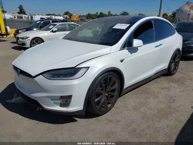 2016 TESLA MODEL X 5YJXCBE22GF021486 Photo 1