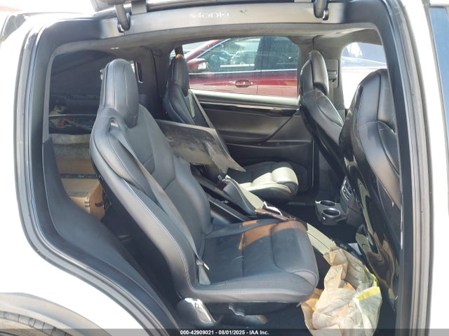 2016 TESLA MODEL X 5YJXCBE22GF021486 Photo 7