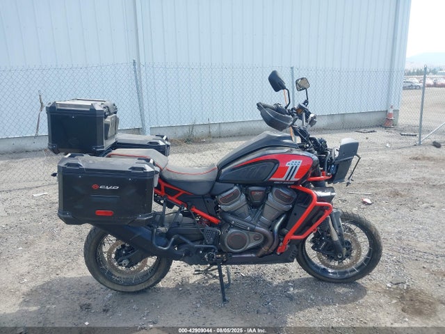 1HD1ZGS1XRB956501 Harley-Davidson Revolution Max 1250