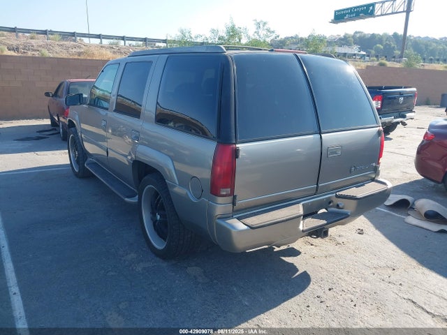 2000 CADILLAC ESCALADE 1GYEK63RXYR211818 Photo 2
