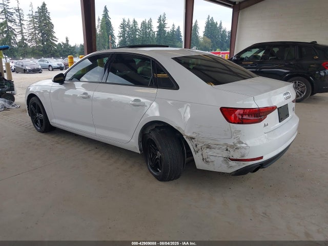 2017 AUDI A4 WAUANAF4XHN036540 Photo 2