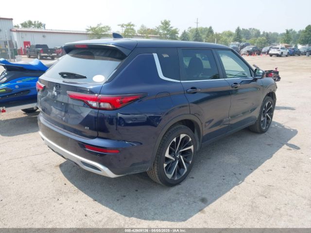 2023 MITSUBISHI OUTLANDER JA4J4UA83PZ044899 Photo 3