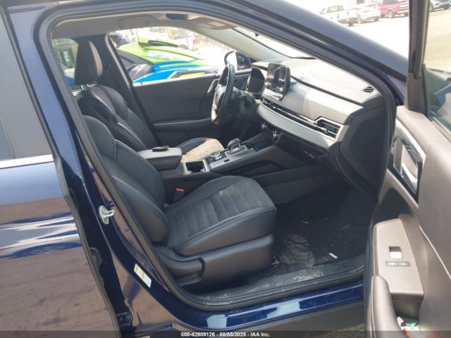 2023 MITSUBISHI OUTLANDER JA4J4UA83PZ044899 Photo 4