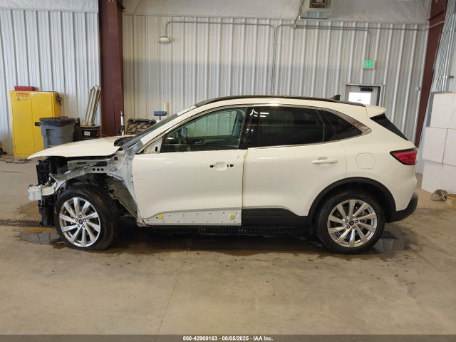 1FMCU9J93NUB34354 Ford gtdi 240ps