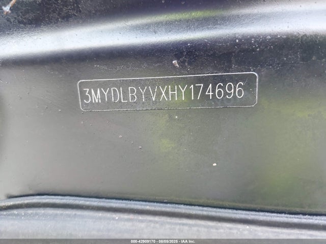 3MYDLBYVXHY174696 Toyota p5v