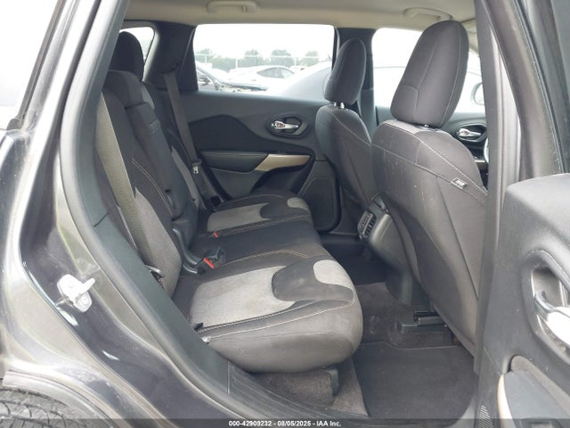 2017 JEEP CHEROKEE 1C4PJLABXHW585935 Photo 7