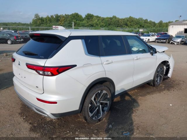 2024 MITSUBISHI OUTLANDER JA4J4VA88RZ028688 Photo 3