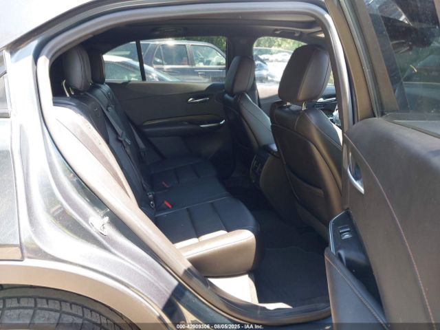 2019 CADILLAC XT4 1GYFZER41KF147098 Photo 7