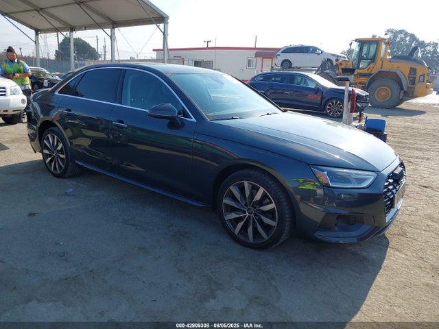 2021 AUDI A4 WAUABAF44MA043381 Photo 0