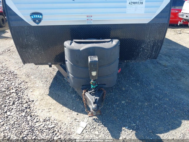 4YDT28220JG104840 Keystone keystone